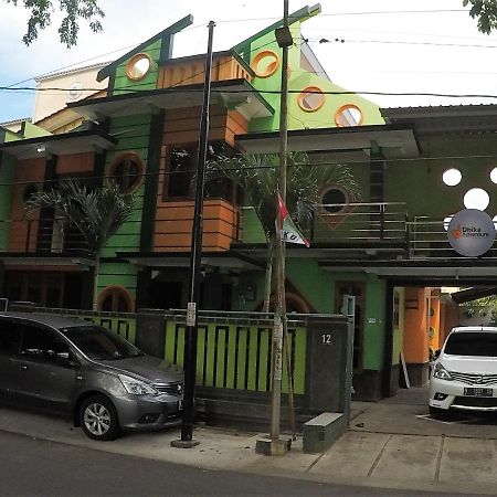 Dhika Adventure Hostel Probolinggo Exterior foto